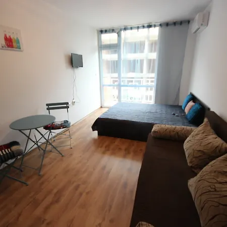 Menada Gerber 4 *